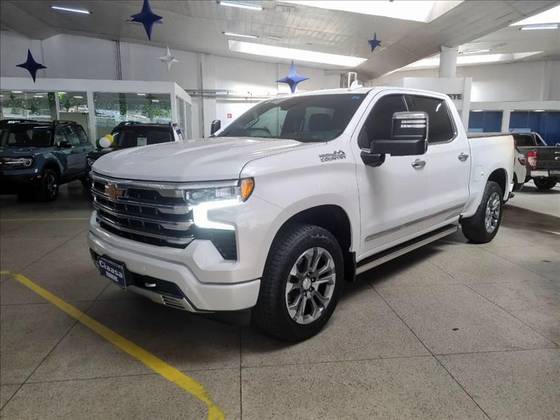 CHEVROLET SILVERADO 5.3 V8 GASOLINA 1500 HIGH COUNTRY 4X4 AUTOMÁTICO CHEVROLET SILVERADO 5.3 V8 GASOLINA 1500 HIGH COUNTRY 4X4 AUTOMÁTICO